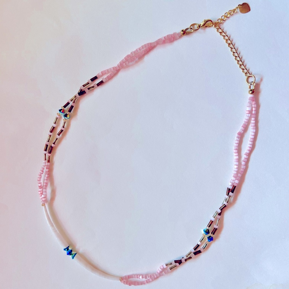 Pink beaded dentalium choker necklace